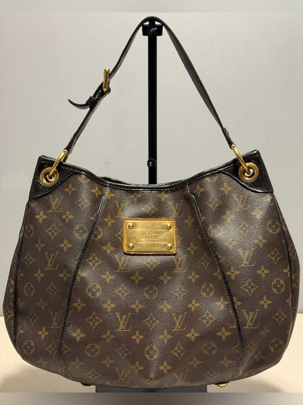 Louis Vuitton Galliera Monogram Canvas Leather